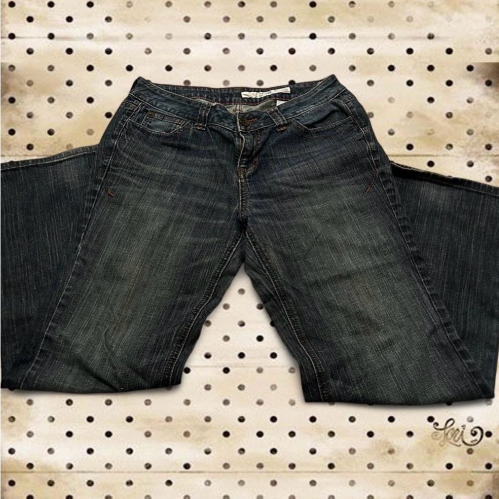 Women’s Dark Wash Straight Leg Jeans - Classic Denim